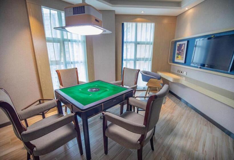 בית מלון כפרי Ramada By Wyndham Changsha Tianxin