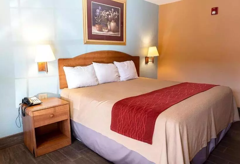 Hotelli Sky Palace Inn Anthony