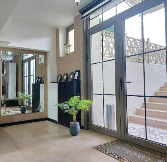 בית מלון כפרי Times