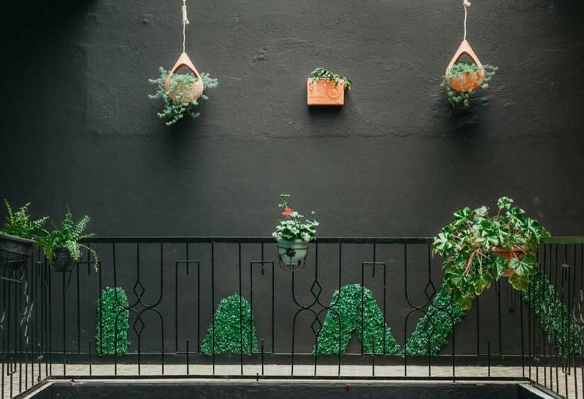 بنسيون Xanticohostal