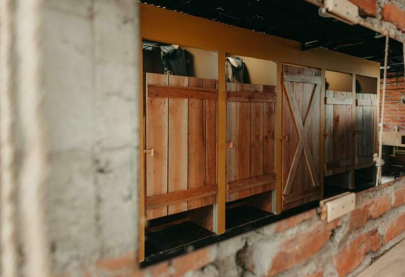 بنسيون Xanticohostal