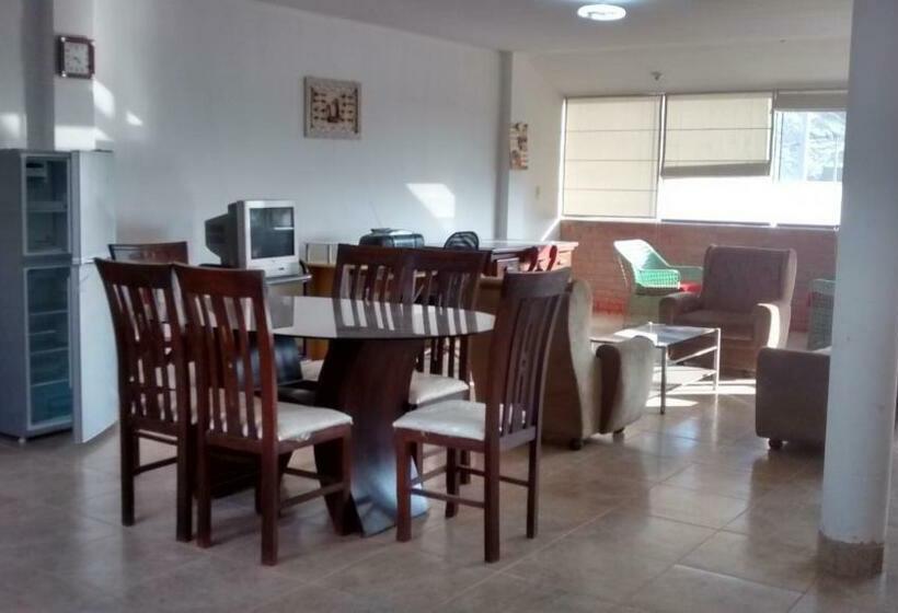 הוסטל Hospedaje Puesta De Sol