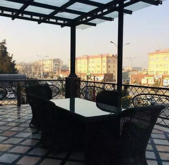 هتل Shedevr Plaza