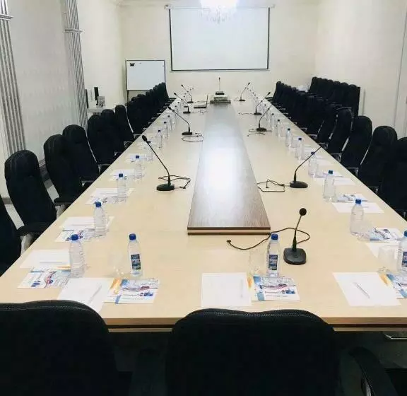 هتل Shedevr Plaza