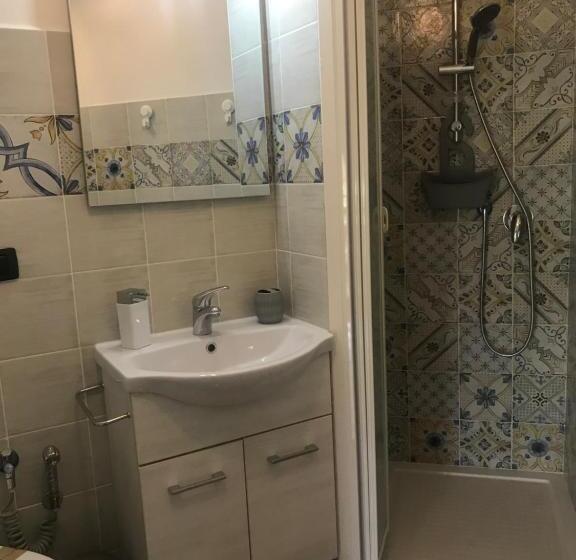 פנסיון Fontane Bianche Guest Rooms