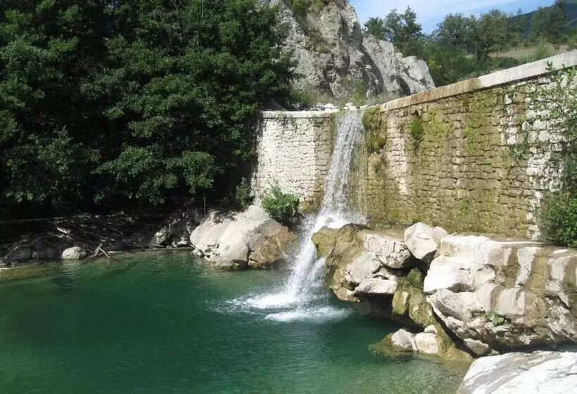 ホテル Agriturismo Il Casalone