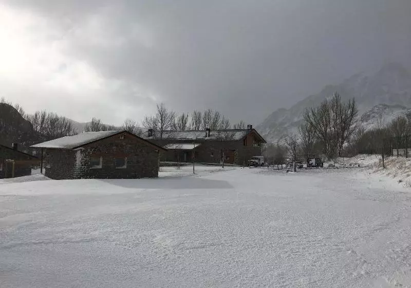 Casas De Montaña Alto Curueño