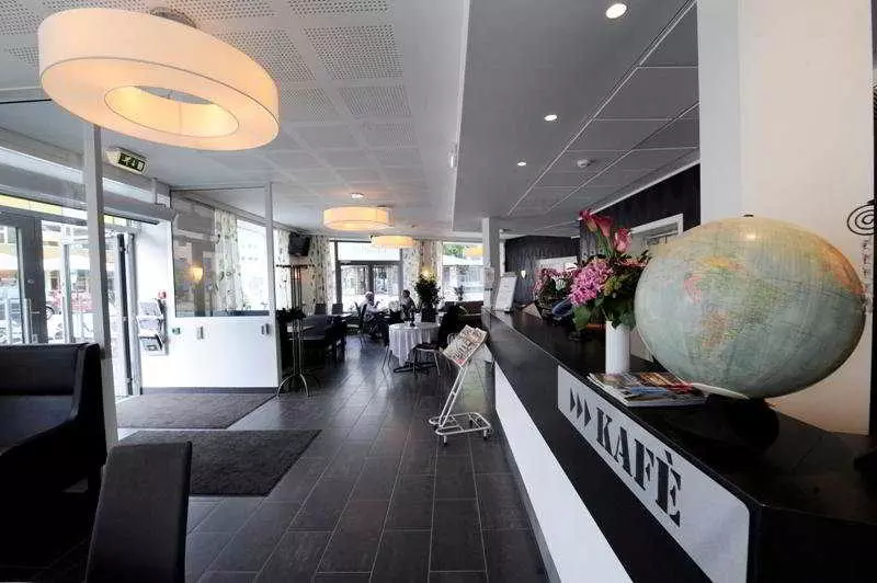 Отель Best Western Globus