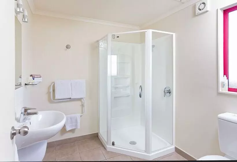 Отель Bk's Rotorua Motor Lodge