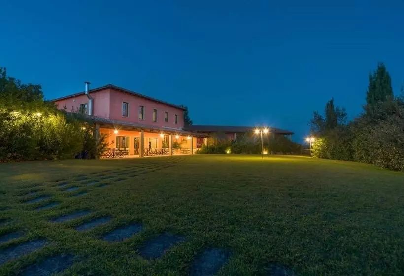 Отель Janas Country Resort