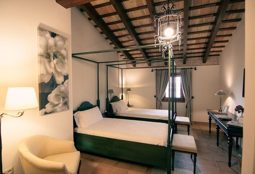 בית מלון כפרי La Mozaira