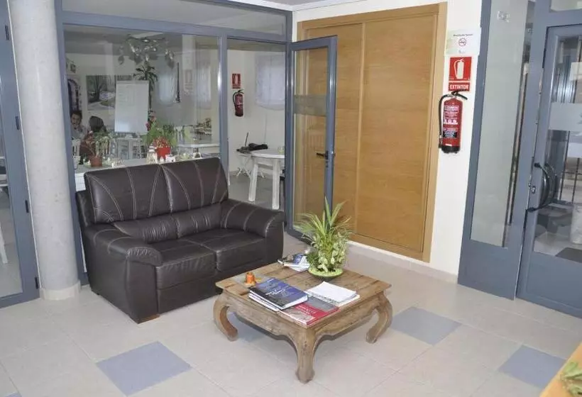 田舎風ホテル Amanecer En Campos