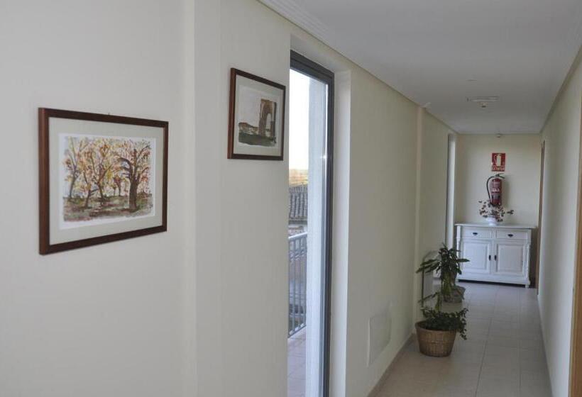 בית מלון כפרי Amanecer En Campos