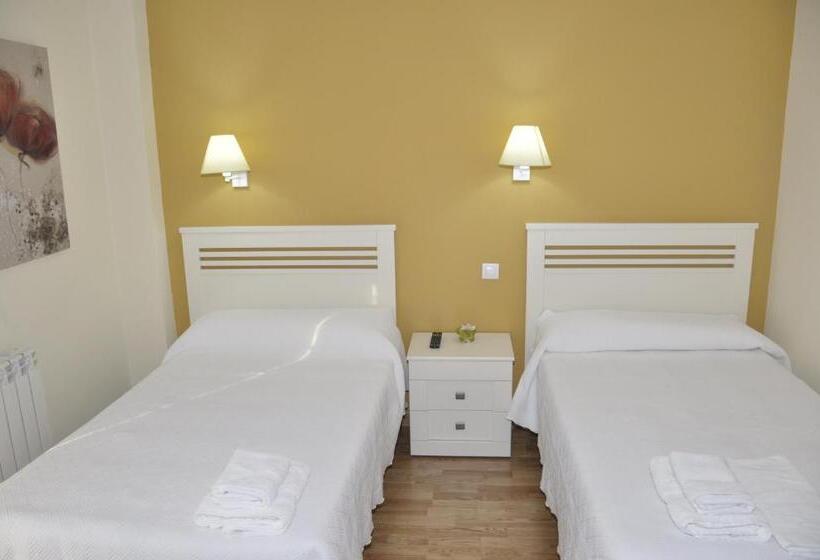 בית מלון כפרי Amanecer En Campos