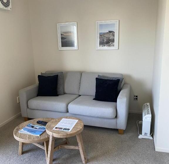 Kaikoura Waterfront Apartments