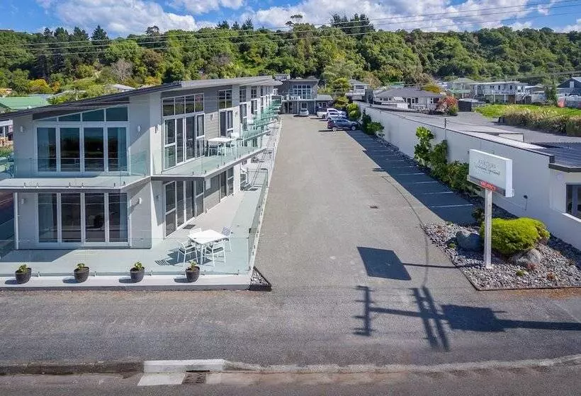 Kaikoura Waterfront Apartments
