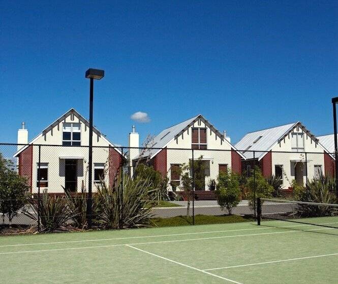 Ramada Resort By Wyndham Rotorua Marama