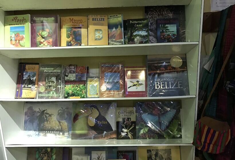 هتل Cheers Cabañas