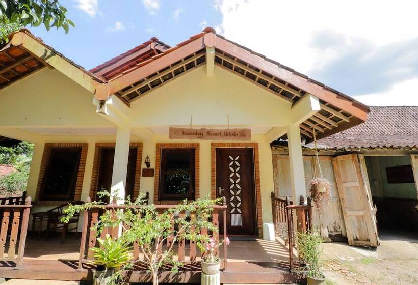 بنسيون Penginapan Widodo Syariah Borobudur