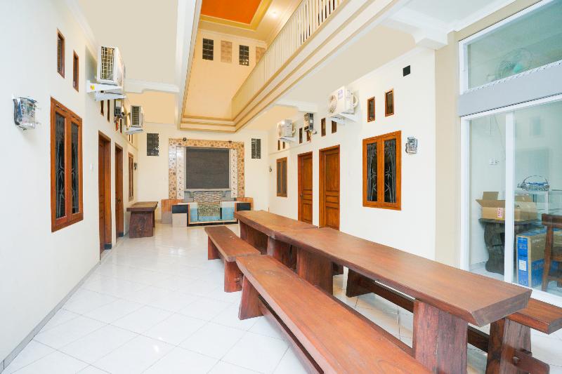 Szálló Penginapan Anggrek Syariah 2 By Oyo Rooms