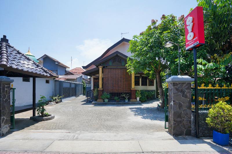 Szálló Penginapan Anggrek Syariah 2 By Oyo Rooms