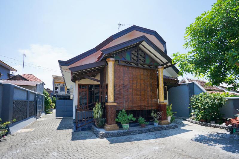 Szálló Penginapan Anggrek Syariah 2 By Oyo Rooms