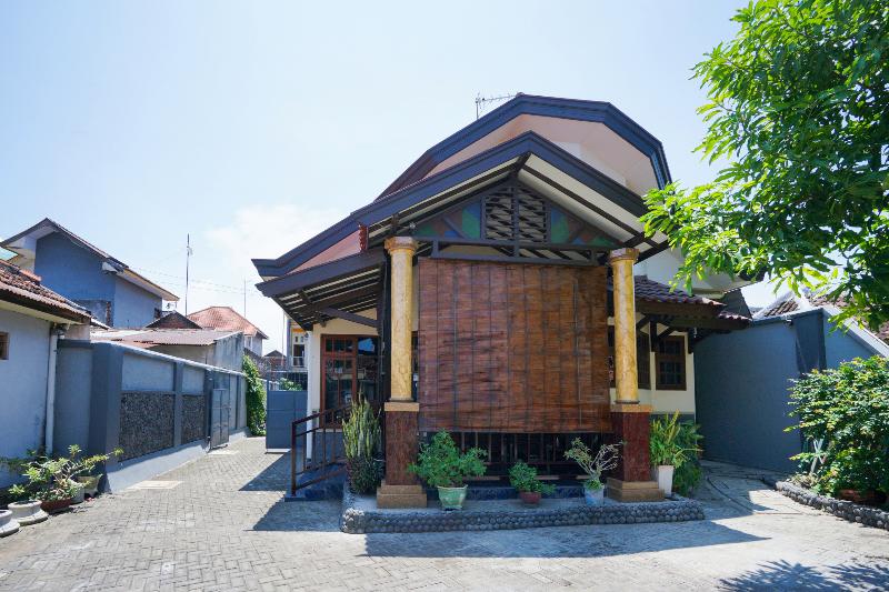 Szálló Penginapan Anggrek Syariah 2 By Oyo Rooms