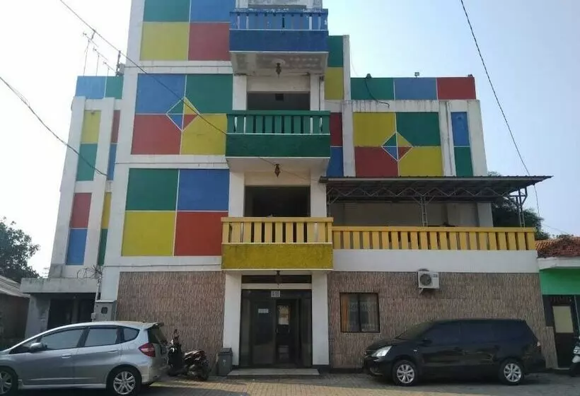 Hostel Wisma Sukatani Indah