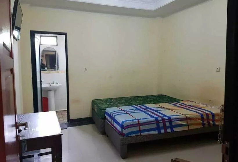 Hostel Wisma Sukatani Indah