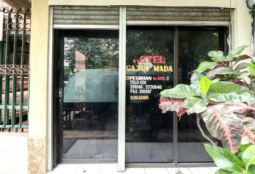 هتل Gajah Mada