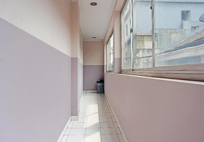 Hotel Griya Mitra Kost