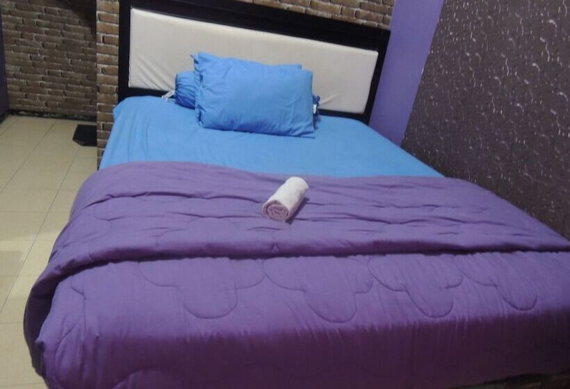 فندق Ungu Nasional 2