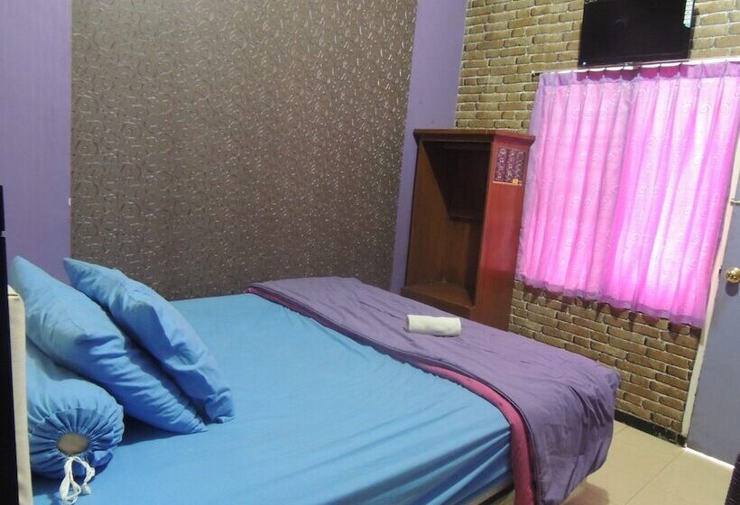 فندق Ungu Nasional 2