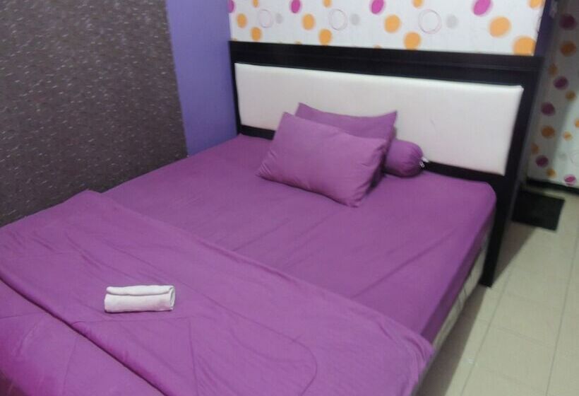 فندق Ungu Nasional 2