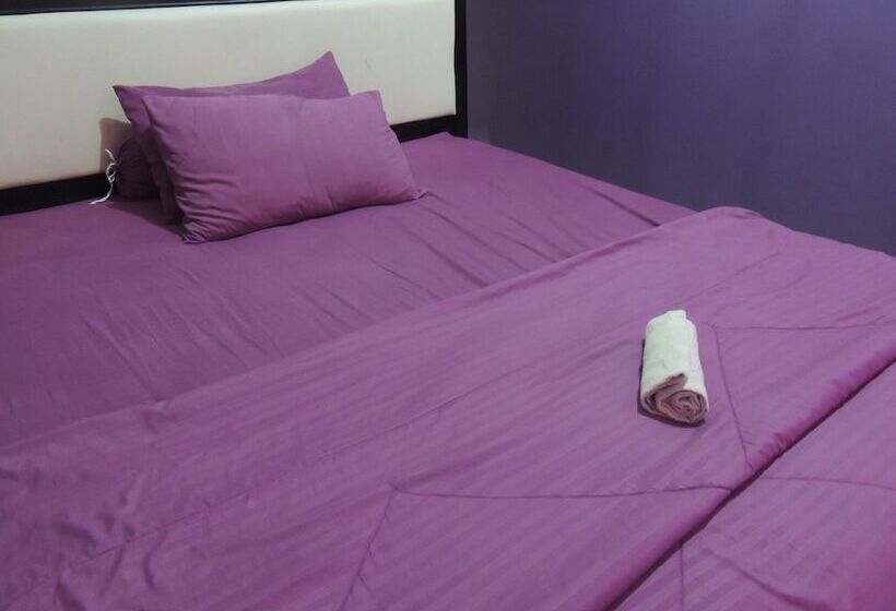 فندق Ungu Nasional 2