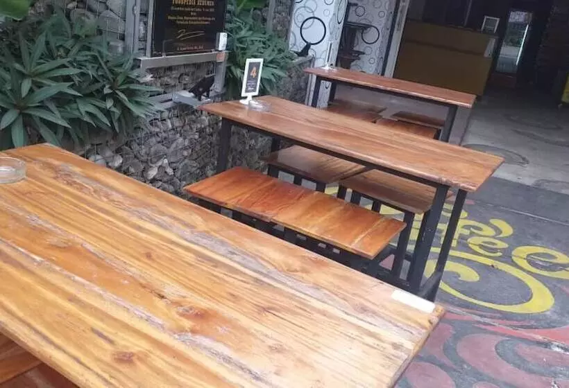 Hotelli Ungu Nasional 2