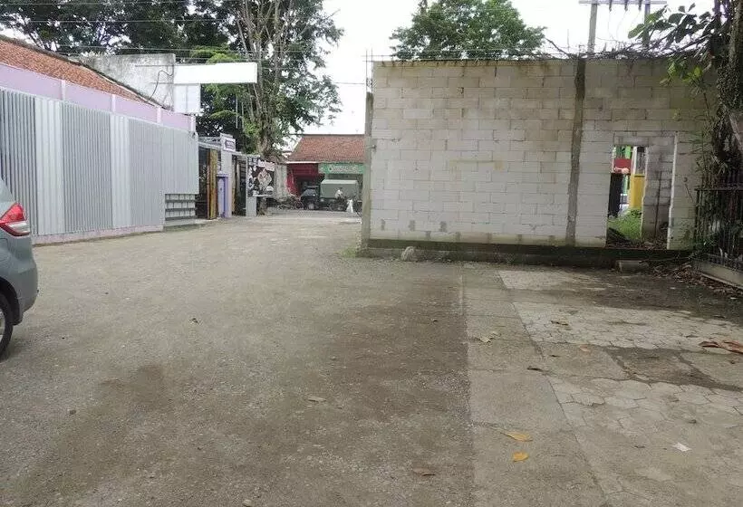 Hotelli Ungu Nasional 2