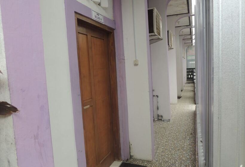 فندق Ungu Nasional 2