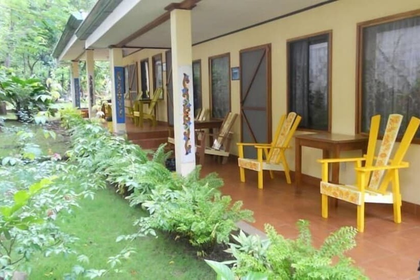 فندق Cabinas Marielos