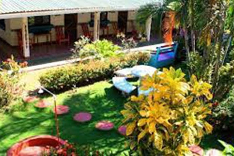 فندق Cabinas Marielos