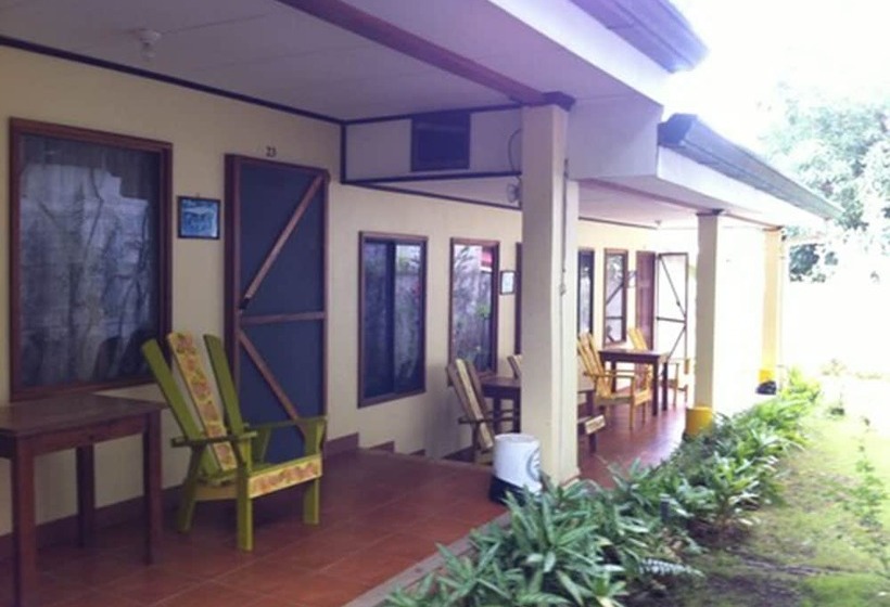 فندق Cabinas Marielos