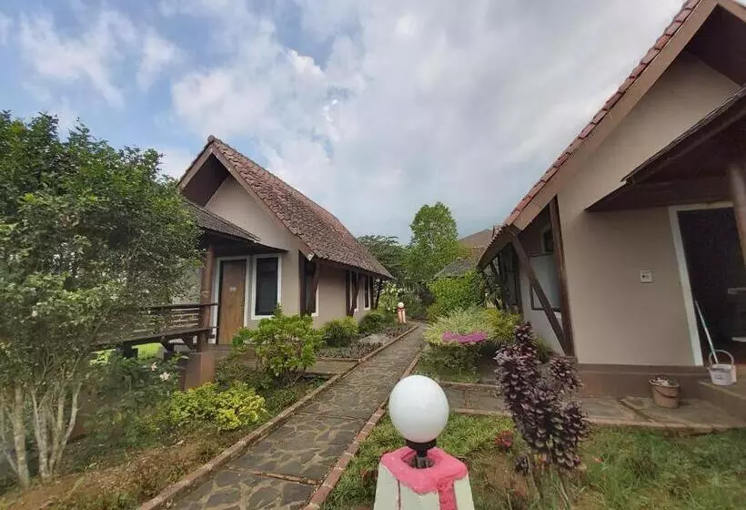 Hotel Degung Hillside