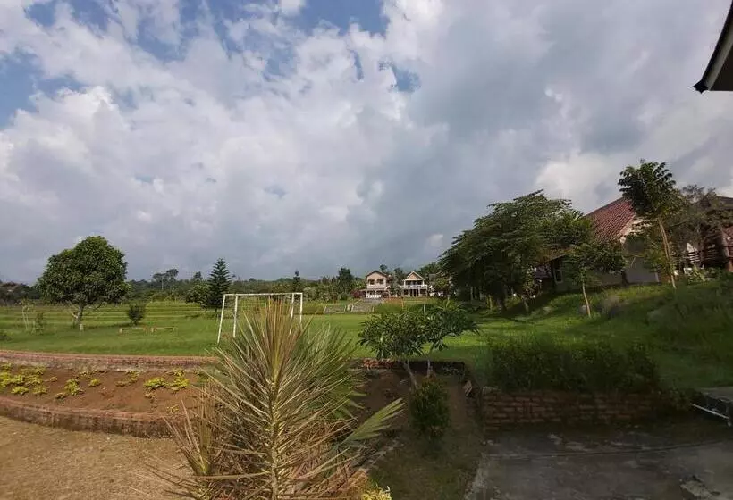 Hotel Degung Hillside