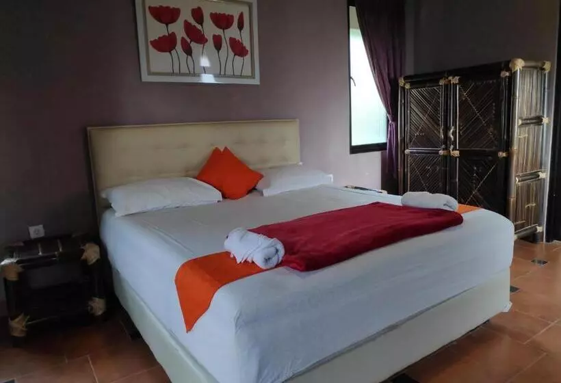 Hotel Degung Hillside