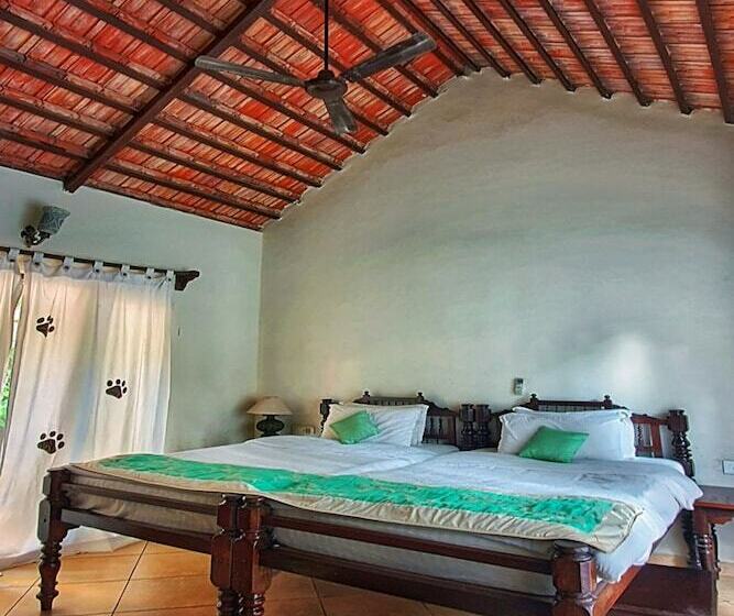 ホテル Greetoe Celebration Van Vilas