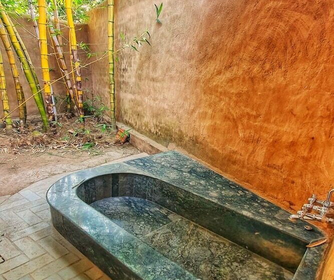 ホテル Greetoe Celebration Van Vilas