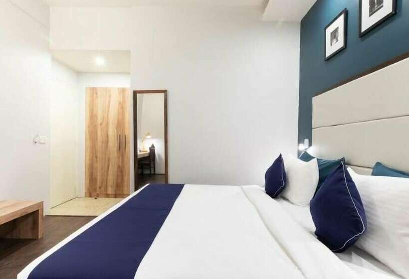 Hotel Moon Residency