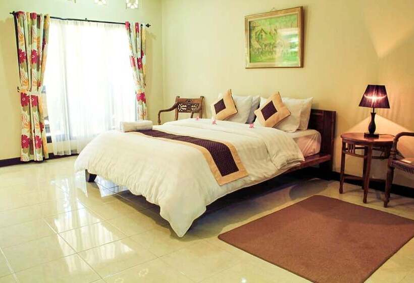 בית מלון כפרי Revive Bogor Pendopo 45 Resort