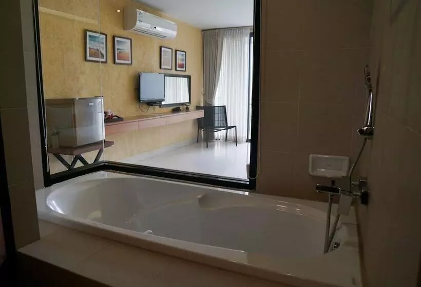 هتل Serene Phla Resort And Restaurant