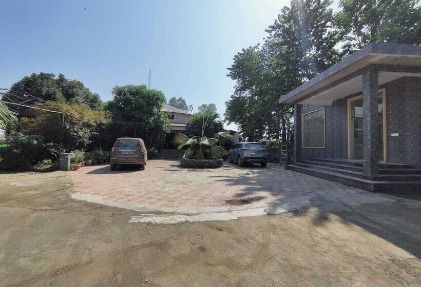 Hotel Treehouse M Grand Resort & Spa Corbett